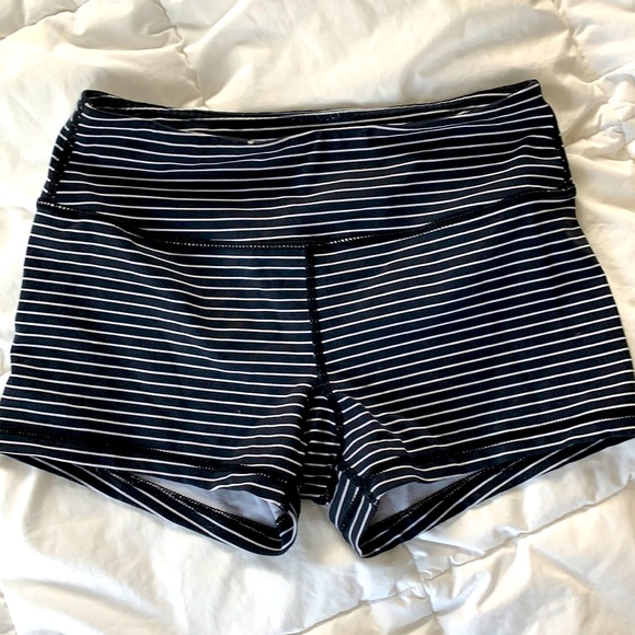 Savage booty shorts - Picture 1 of 2